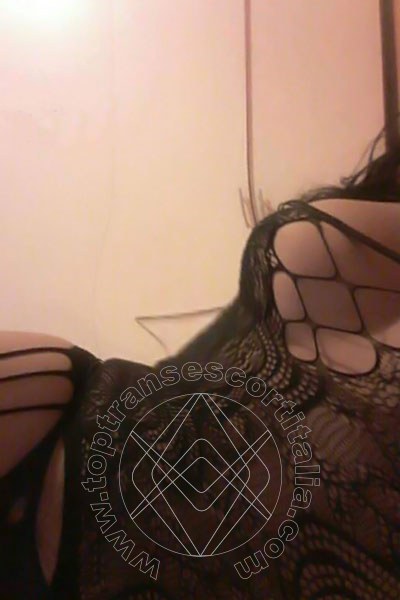 Foto selfie hot di Deborah Calda transexescort Malta