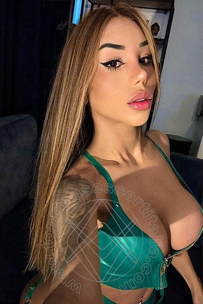 Foto selfie 51 di Heloisa Tx transexescort Roma