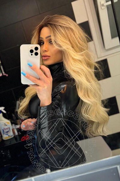 Foto selfie 8 di Fernanda Ambrosio transexescort Roma