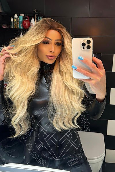 Foto selfie 9 di Fernanda Ambrosio transexescort Roma