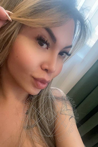 Foto selfie 25 di Dafne Pornostar transexescort Viareggio