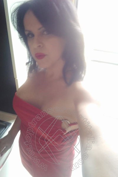 Foto selfie 40 di Raffaella Bastos transexescort Cabo Frio