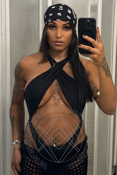 Foto selfie 9 di Rafaella Oliveira transexescort Lecce