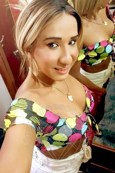 Foto selfie di Vivian Terza Gamba transexescort Montesilvano