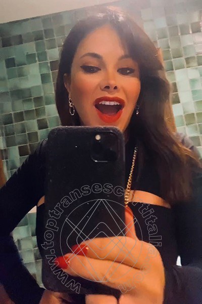 Foto selfie 59 di Elena transexescort Lignano Sabbiadoro