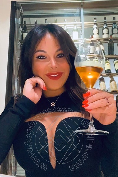Foto selfie 54 di Elena transexescort Lignano Sabbiadoro