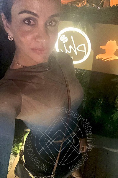 Foto selfie 34 di Camilla Honey transexescort Bergamo