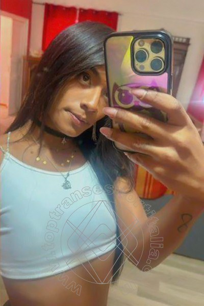 Foto selfie 53 di Samantha Bambolina transexescort Roma