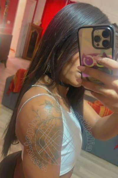 Foto selfie 51 di Samantha Bambolina transexescort Roma