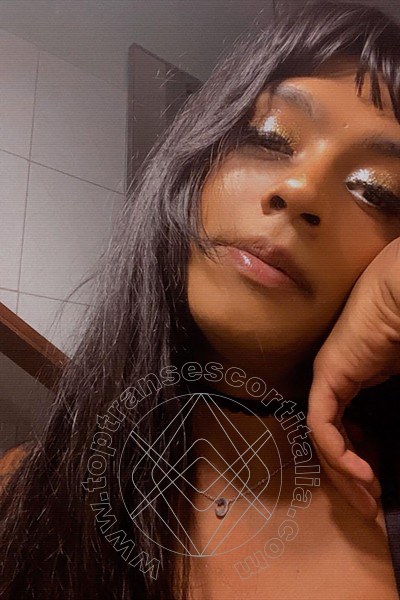 Foto selfie 43 di Samantha Bambolina transexescort Roma