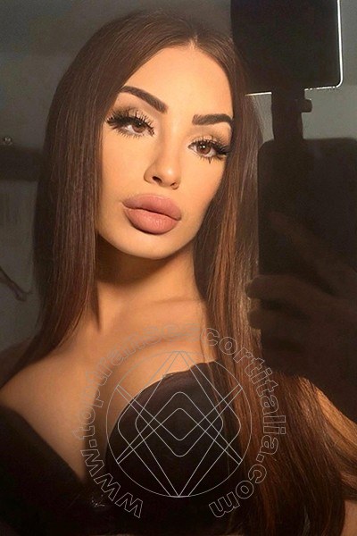 Foto selfie 3 di Ludovica Romana transexescort Potenza