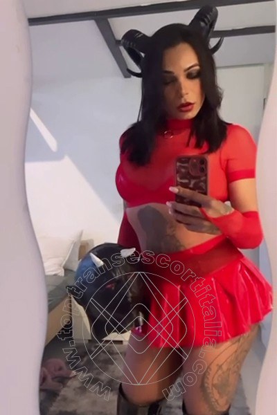 Foto selfie 3 di Izah transexescort Bergamo