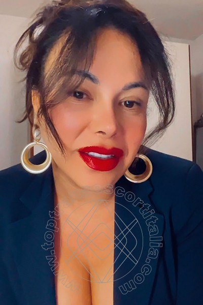 Foto selfie 49 di Elena transexescort Lignano Sabbiadoro