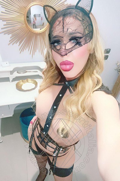 Foto selfie 1 di Rossana Bulgari transexescort Manfredonia