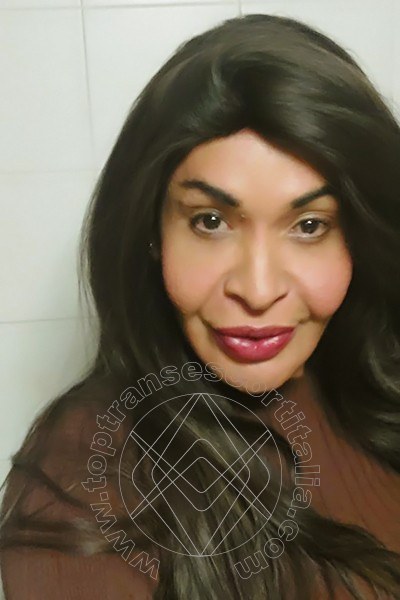 Foto selfie di Tainá Oliveira transexescort Prato