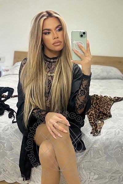 Foto selfie 74 di Rafaella Menicucci Xxl transexescort Napoli