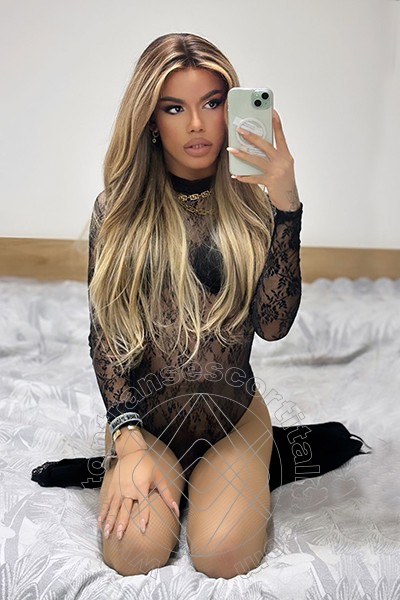 Foto selfie 73 di Rafaella Menicucci Xxl transexescort Napoli