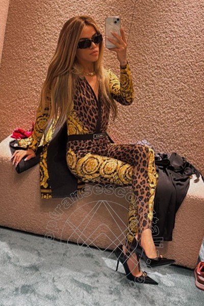Foto selfie 58 di Rafaella Menicucci Xxl transexescort Napoli