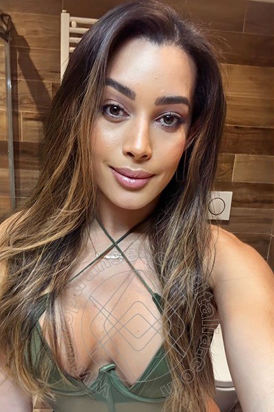 Foto selfie 42 di Iris Araujo transexescort Brescia