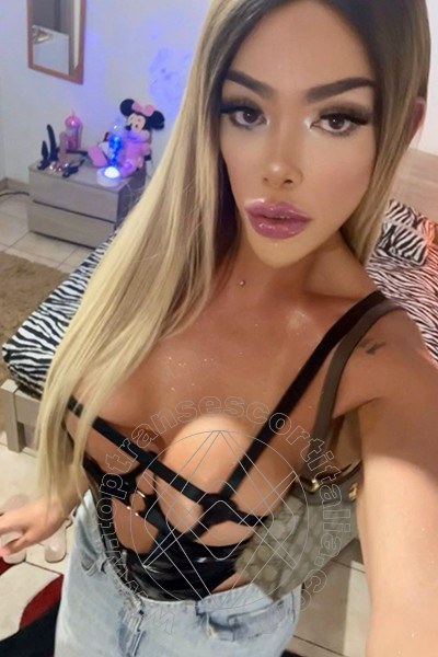 Foto selfie 31 di Ellena Bittencourt transexescort Roma