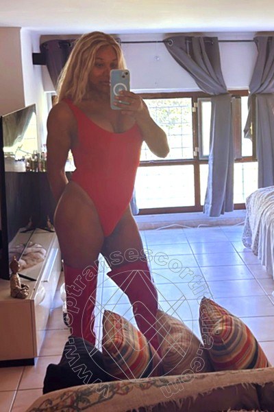 Foto selfie 60 di Adriana transexescort Napoli