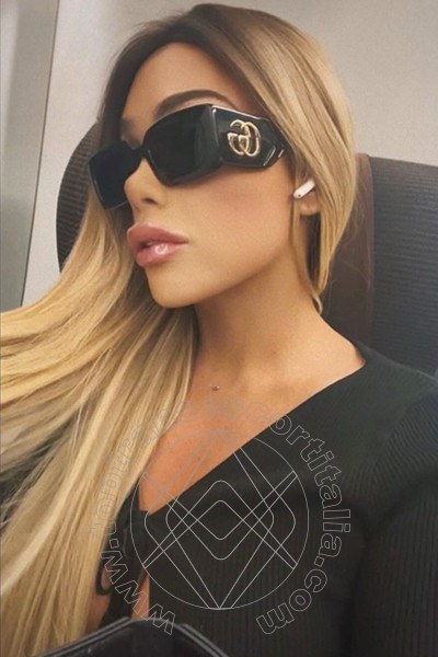 Foto selfie 27 di Ellena Bittencourt transexescort Roma