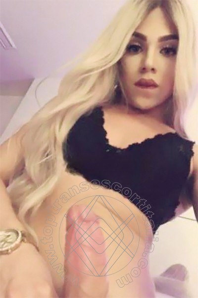 Foto selfie hot di Angela transexescort Rieti