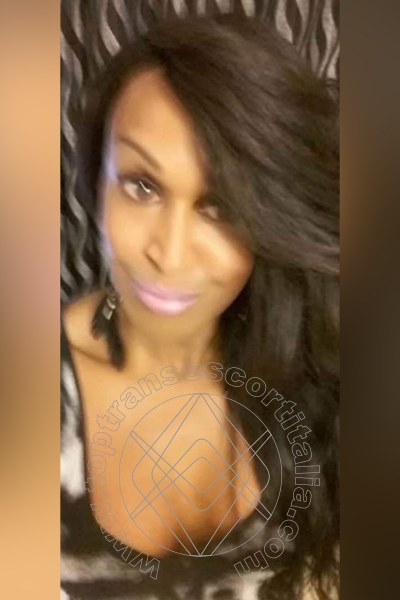Foto selfie 5 di Pantera transexescort Bra