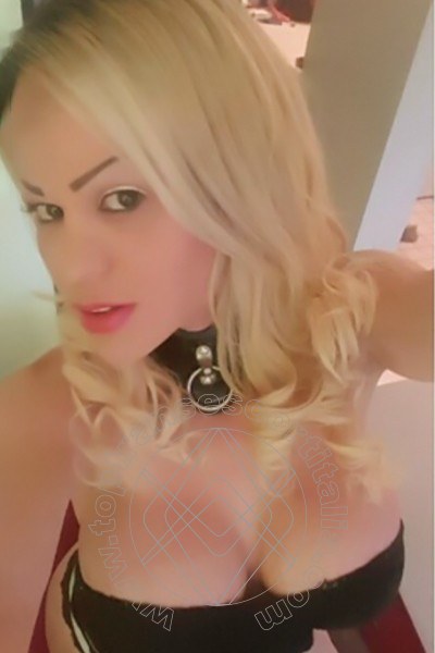 Foto selfie 8 di Lorens transexescort Augusta