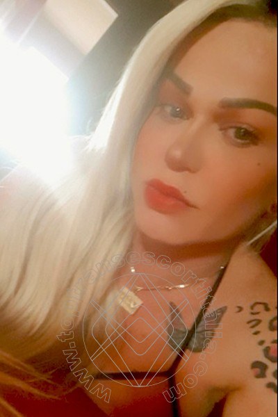 Foto selfie 6 di Lorens transexescort Augusta