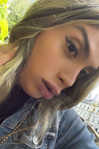 Foto selfie 3 di Isadora transexescort Montenegro