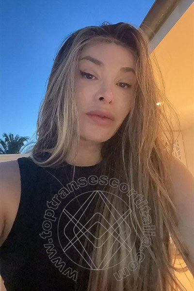Foto selfie 10 di Greta Vulcano Massaggi transexescort San Benedetto Del Tronto