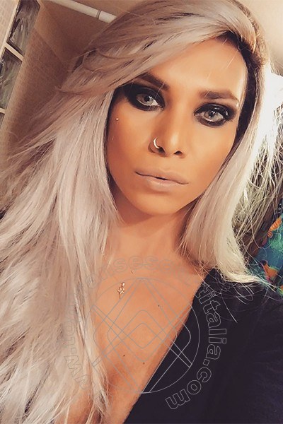 Foto selfie 1 di Bruna Dior transexescort Alba Adriatica