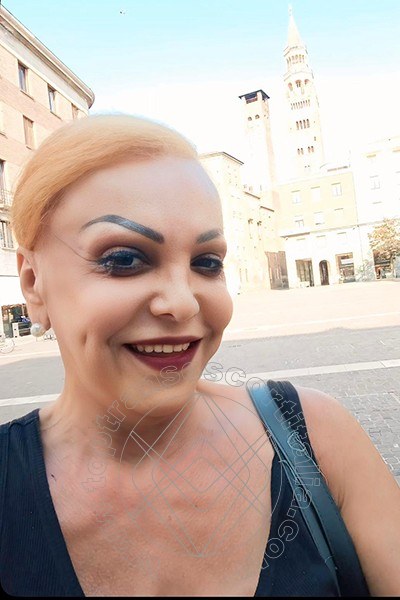 Foto selfie 7 di Claudia transexescort Losanna