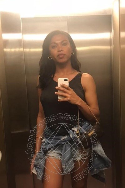 Foto selfie 4 di Waleska Sargentelly transexescort Parigi