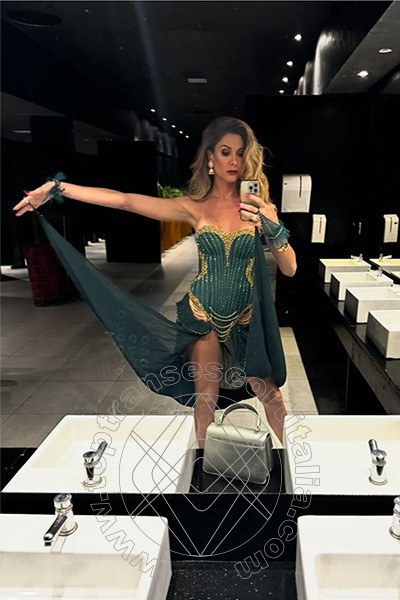 Foto selfie 3 di Allien Ashtar transexescort Ginevra