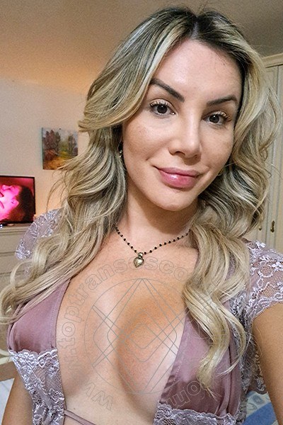 Foto selfie di Luisa Mello transexescort Lecce
