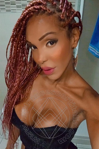 Foto selfie 44 di Wanessa Ambrosio transexescort Frosinone