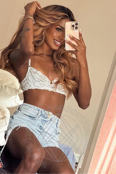Foto selfie 7 di Antonella Veloso transexescort Varese