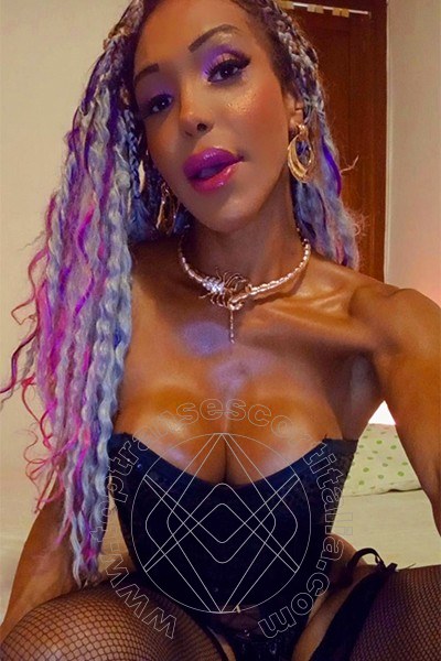 Foto selfie 25 di Wanessa Ambrosio transexescort Frosinone