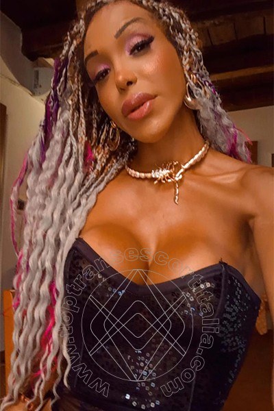 Foto selfie 21 di Wanessa Ambrosio transexescort Frosinone