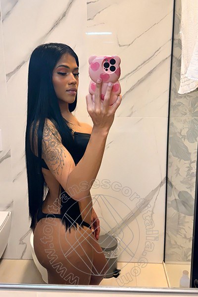 Foto selfie 2 di Dea transexescort Roma