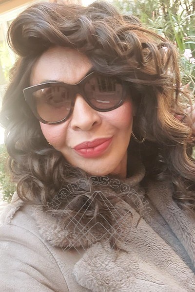Foto selfie 27 di Tainá Oliveira transexescort Prato