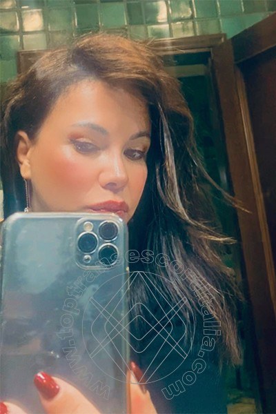 Foto selfie 43 di Elena transexescort Lignano Sabbiadoro