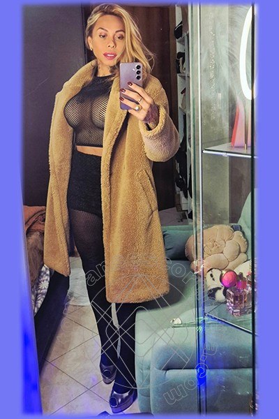 Foto selfie 20 di Alessandra Toledo Pornostar transexescort Rimini