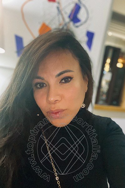 Foto selfie 37 di Elena transexescort Lignano Sabbiadoro