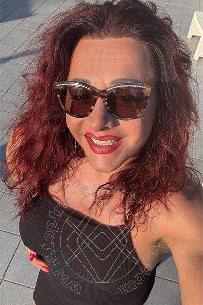 Foto selfie 3 di Carla Attrice Italiana transexescort Napoli