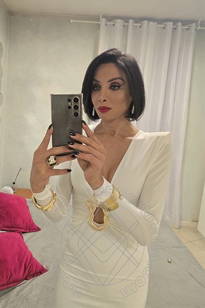 Foto selfie 3 di Nara transexescort Marina Di Montemarciano