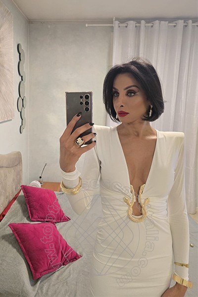 Foto selfie 2 di Nara transexescort Marina Di Montemarciano