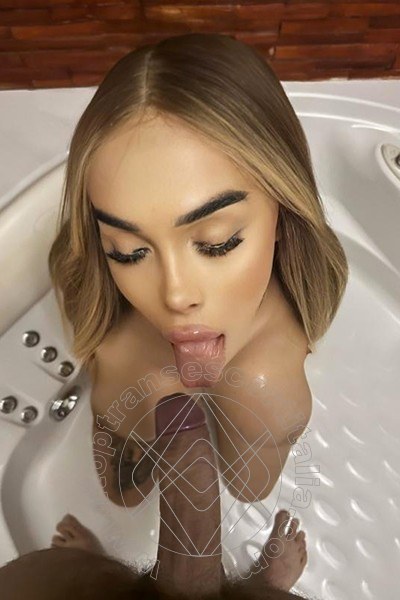 Foto selfie hot di Sara Luna transexescort Grosseto